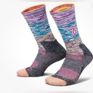 Nike Elite Kay Yow Basketball Dri-Fit Crew Socks ( Unisex)